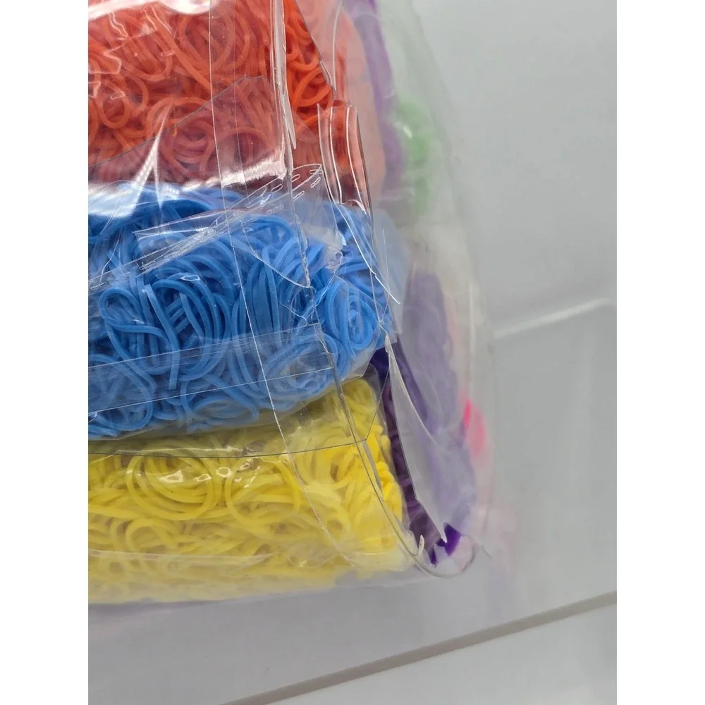 Cra Z Art Ultimate Tub 8000 Latex Free Rubber Bands for Bracelet Making